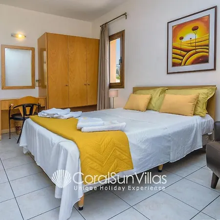 וילה Zeus Sublime 5 Bedrms Heated Pool By Coral Sun Villas, קורל ביי