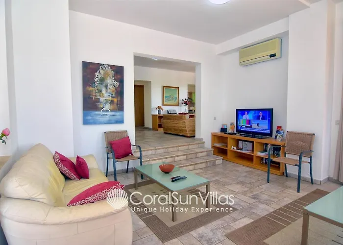 Zeus Sublime 5 Bedrms Heated Pool By Coral Sun Villas, Villa *