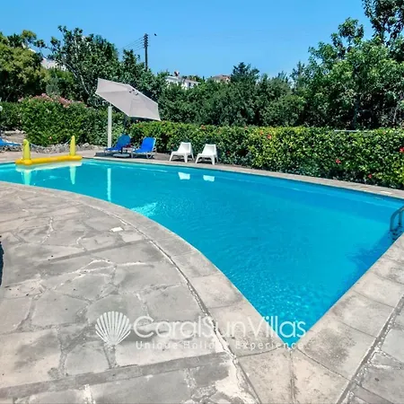 Villa Zeus Sublime 5 Bedrms Heated Pool By Coral Sun Villas, Coral Bay