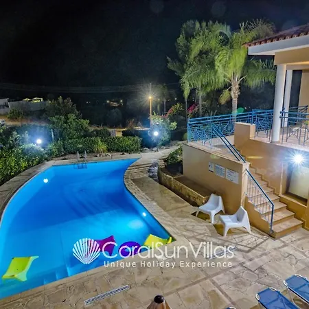 Zeus Sublime 5 Bedrms Heated Pool By Coral Sun Villas, Villa Coral Bay