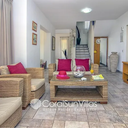 Zeus Sublime 5 Bedrms Heated Pool By Coral Sun Villas,
