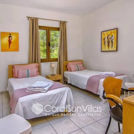 Zeus Sublime 5 Bedrms Heated Pool By Coral Sun Villas, * Coral Bay