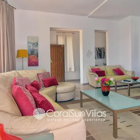 Zeus Sublime 5 Bedrms Heated Pool By Coral Sun Villas, * Coral Bay