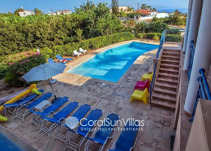 Zeus Sublime 5 Bedrms Heated Pool By Coral Sun Villas,
