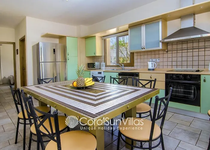 Zeus Sublime 5 Bedrms Heated Pool By Coral Sun Villas, * קורל ביי