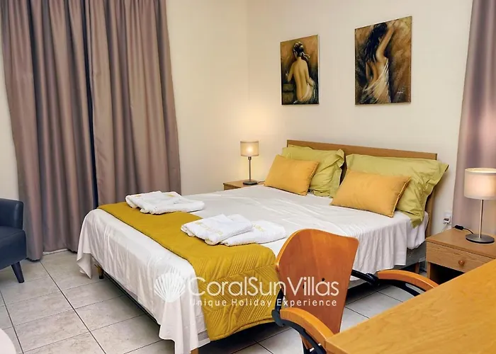 Zeus Sublime 5 Bedrms Heated Pool By Coral Sun Villas,